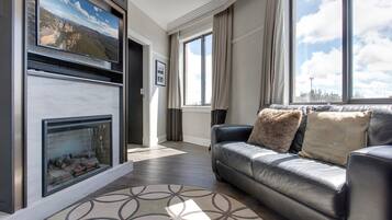 Smart TV, fireplace, offices