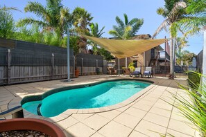 Pool - Spacious 4-Bed Home 5-min from the Beach (Capel Sound)