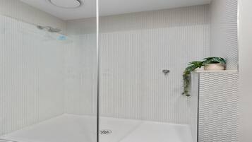 Hair dryer, towels