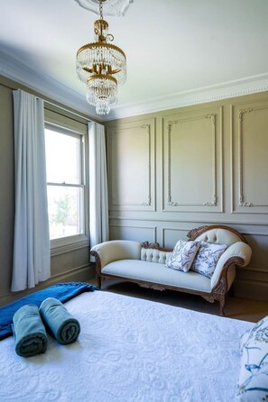 5 bedrooms, WiFi