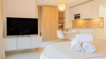 Desk, iron/ironing board, internet, bed sheets