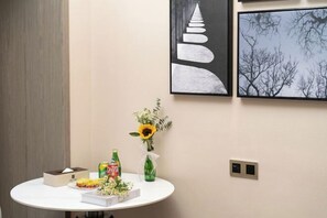 Room - ECHARM PLUS Hotel (Guangzhou Dart International Center Changgang Metro Station) (Guangzhou)