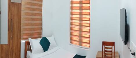 Escrivaninha, espaço de trabalho para notebook, Wi-Fi de cortesia