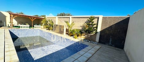 Leilighet, 2 soverom, hageutsikt | Basseng | Utendørsbasseng