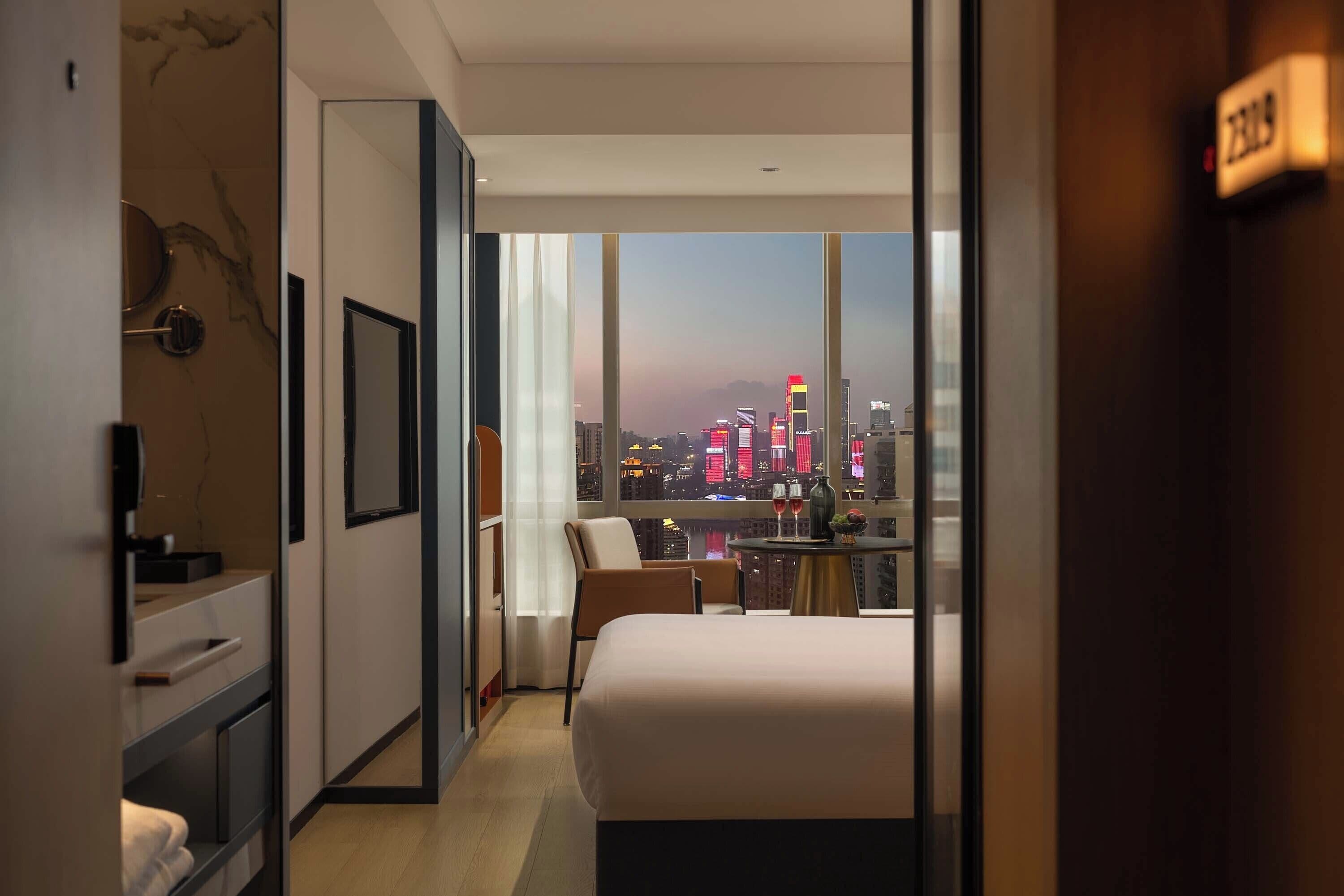 Senior Double Room | Desk, blackout drapes, soundproofing, free WiFi