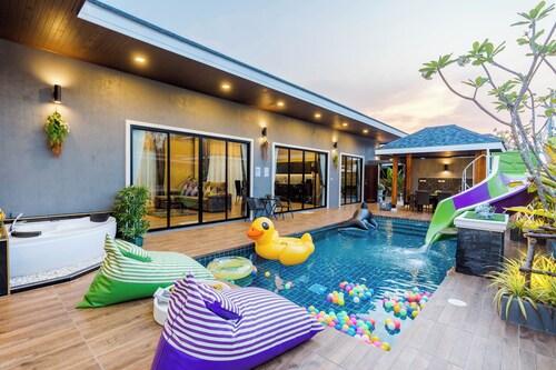 OC Breeze Casa Private Pool Villa with 3 bedrooms, Near Cha-Am Beach