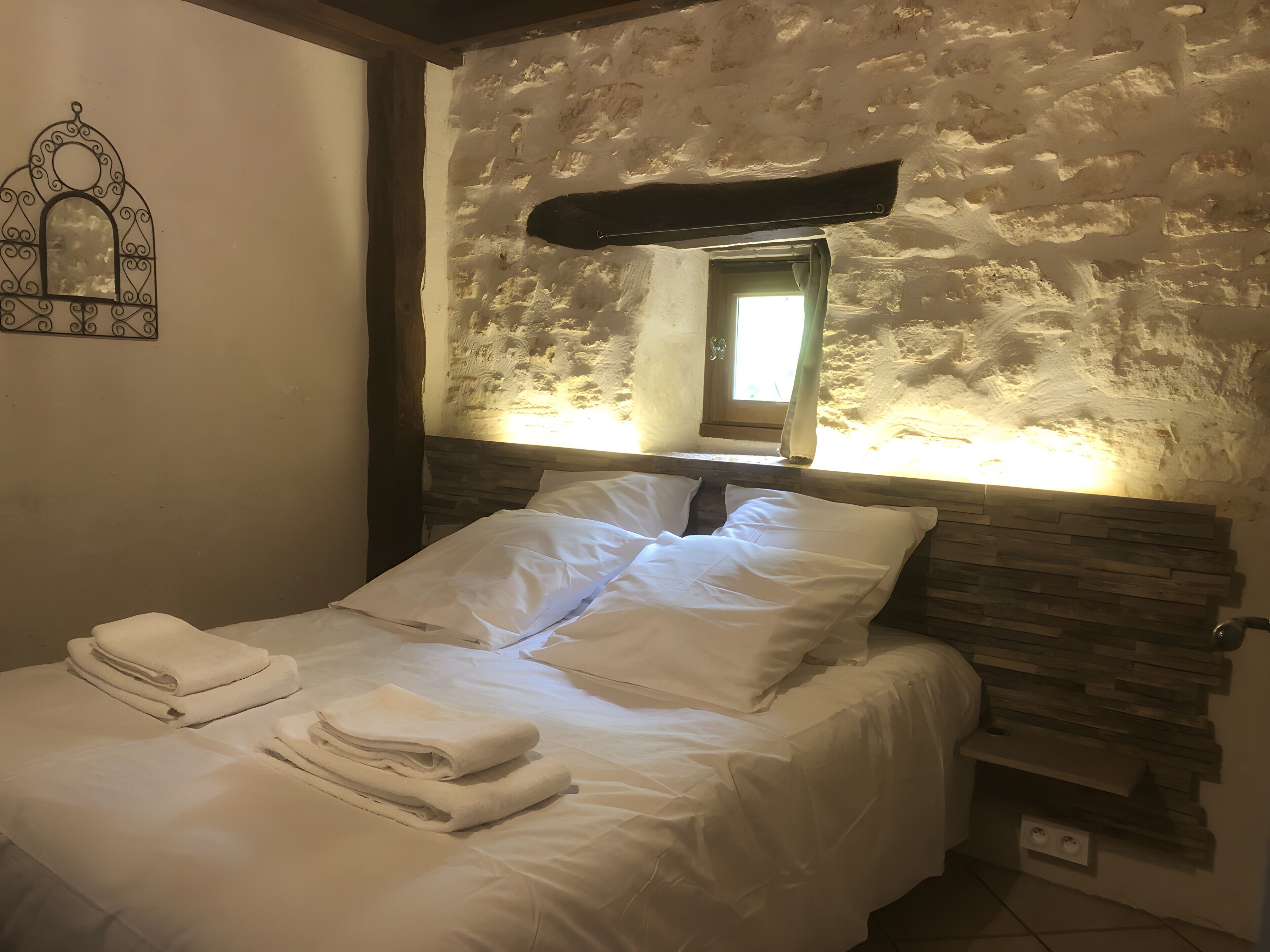 Strygejern/strygebræt, Wi-Fi, sengetøj