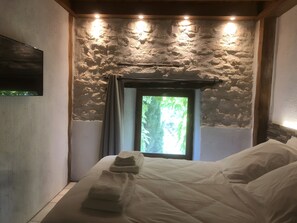 Bügeleisen/Bügelbrett, WLAN, Bettwäsche