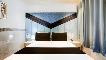 Deluxe Room | Desk, laptop workspace, free WiFi