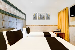 Family Triple Room | Desk, laptop workspace, free WiFi - Hotel Diamond Residency (Mumbai)