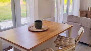 House, 2 Bedrooms, Balcony | Dining