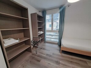 Iron/ironing board, free WiFi - Luisiana (Minusio)