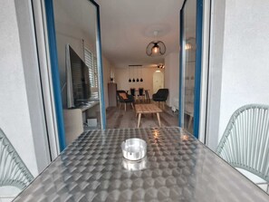 Interior - Luisiana (Minusio)