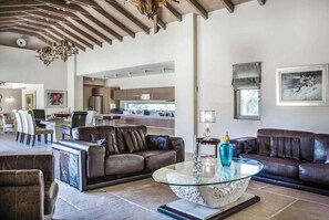 TV, fireplace - Pomegranate Tree Villa with private pool and jacuzzi. (Kato Katelios)