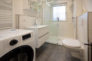 Bathroom - Penthouse Flensburg - Your temporary home (Flensburg)