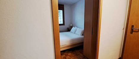 アイロン / アイロン台、WiFi (無料)