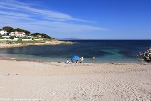 Beach - Villa Standing, Piscine 6P Devant la Plage Villa castel (Sausset-les-Pins)