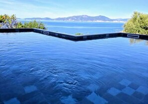 Pool - Large family villa, exceptional panoramic sea view (Coti chiavari)