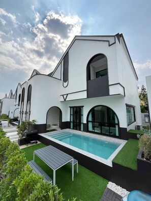 Pool - V Villa Khaoyai (Pak Chong)