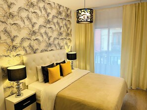 Wifi gratis y ropa de cama 