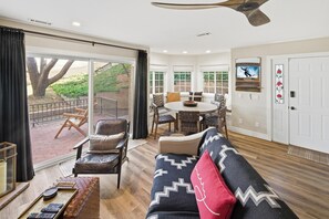 TV, fireplace - Ski In Ski Out From Chair 9 at Bear Mountain! HOT TUB! Year Round Adventure! (Big Bear Lake)