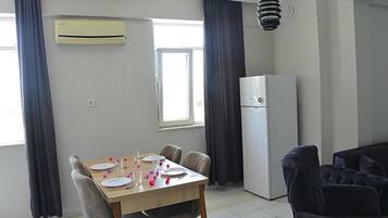 Standard Apartment, Balcony | Dining