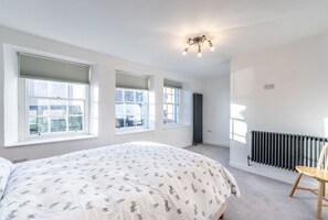 3 habitaciones, wifi gratis y ropa de cama 