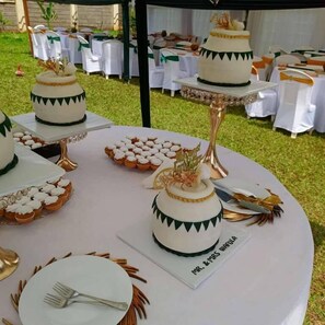Outdoor banquet area - Silver Slopes Resort & Spa Kagio (Kagio)