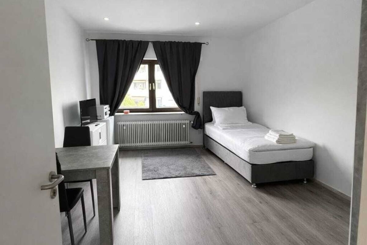 Comfort-Apartment, Stadtblick | Bügeleisen/Bügelbrett, kostenloses WLAN