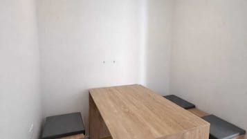 Comfort Apartment, City View | Dining