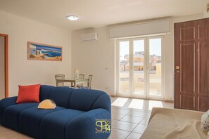 Living area - Penthouse with Solarium Blue Horizon (Alghero)