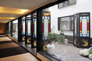 Rampes dans les couloirs