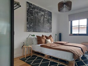 Bügeleisen/Bügelbrett, WLAN, Bettwäsche