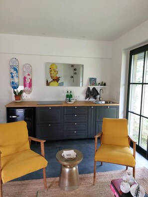 Interior - Apartment 'Sohl Farm' with Private Terrace, Balcony and Wi-Fi (Neutrebbin)