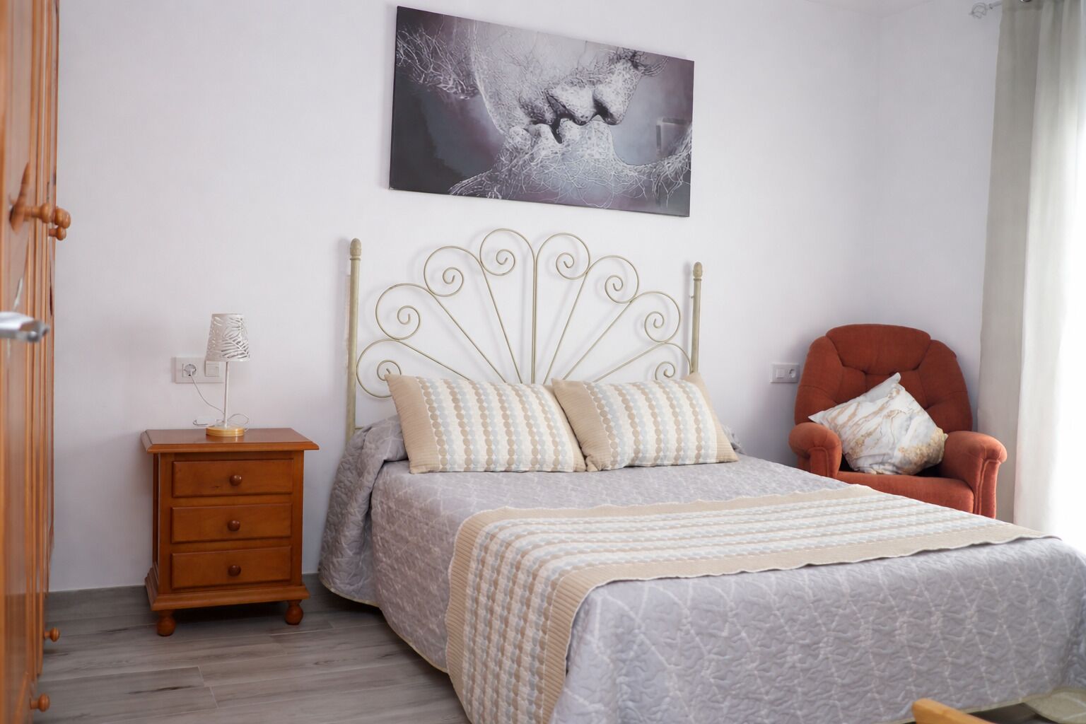 3 bedrooms, WiFi, bed sheets