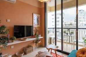 Apartment, 1 Double Bed, Kitchen, City View | Interior - Johny's Spot - 1BR & Balcony in Larnaca (Larnaca)