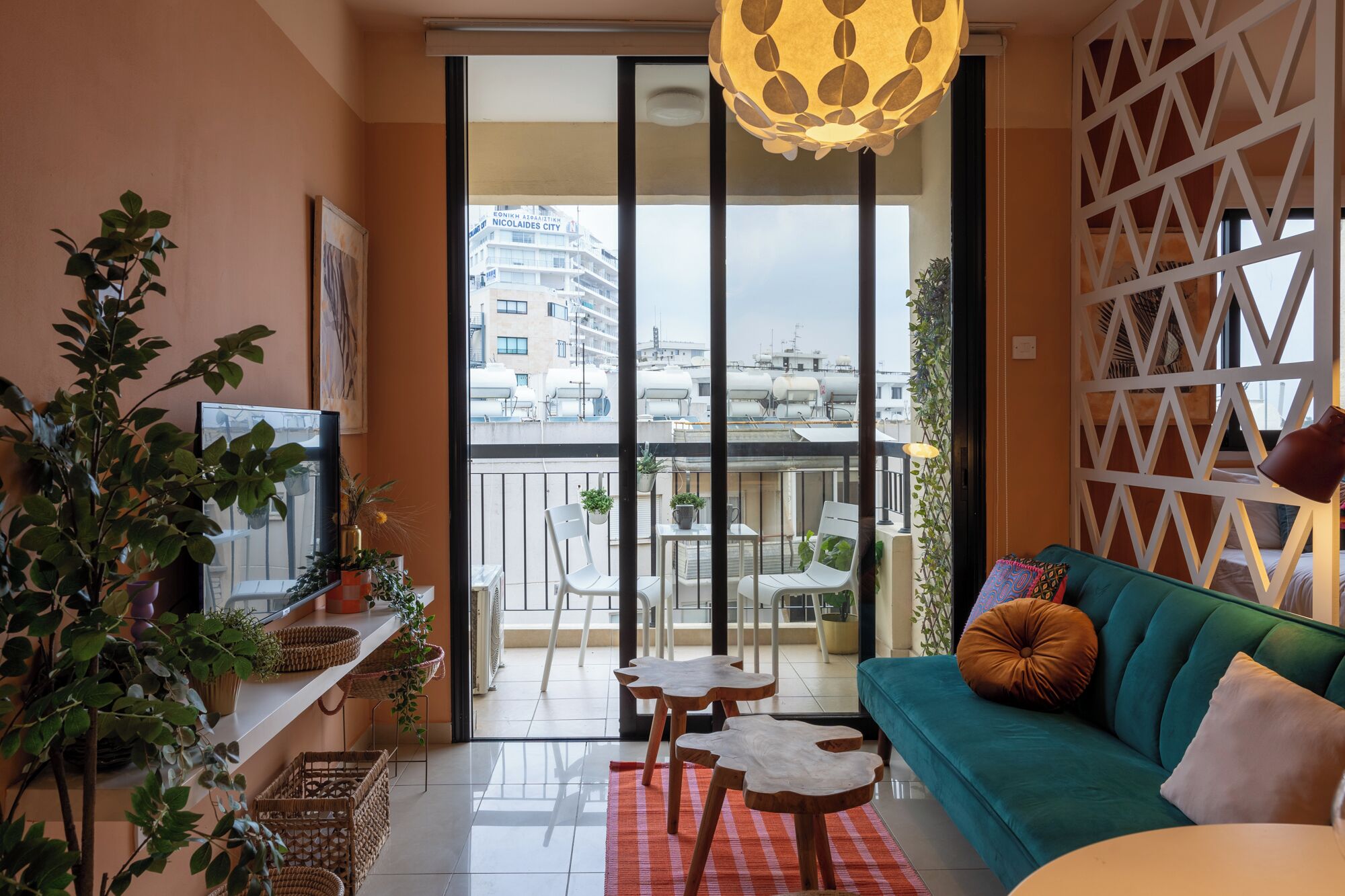 Apartment, 1 Double Bed, Kitchen, City View | Living area | Smart TV, Netflix, streaming services