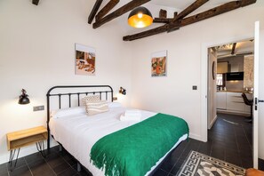 1 bedroom, iron/ironing board, travel crib, free WiFi - Penthouse with terrace in the city center (Granada)