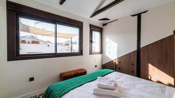 1 slaapkamer, een strijkplank/strijkijzer, reisbedje, gratis wifi