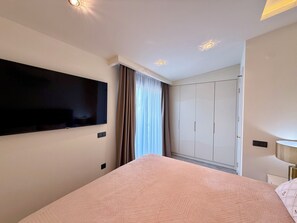 2 habitaciones, tabla de planchar con plancha y wifi gratis 