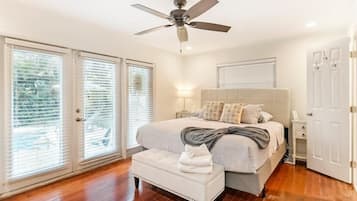 Iron/ironing board, travel crib, free WiFi, bed sheets