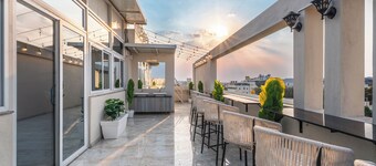 U By Z Hotels, Brookefield