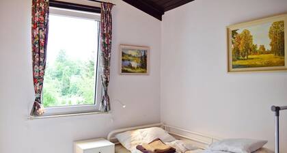 Lakeside Holiday Home With Private Garden