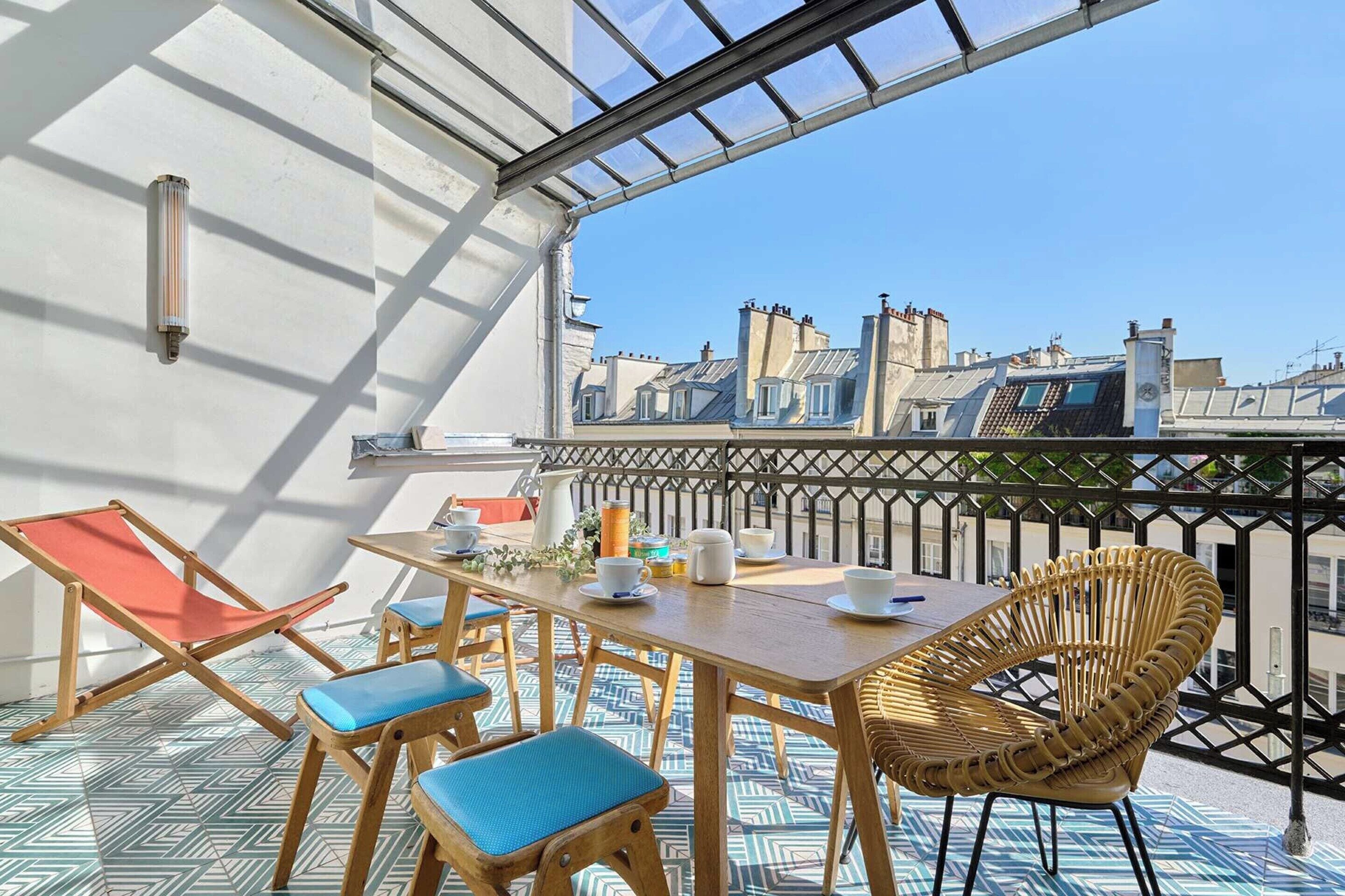 Apartment | Outdoor dining