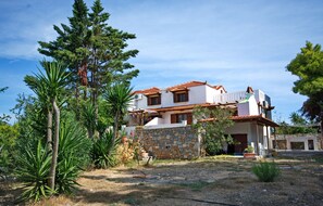 8 bedrooms - Kamelia Villas in Alonissos (Alonissos)