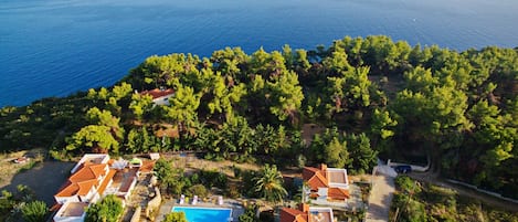 House, Smoking | 8 bedrooms