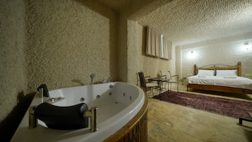 Espacio para trabajar con laptop y wifi gratis