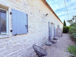 Terrace/patio - Le Clos du Cornier - Peace & quiet & private pool (Barjac)