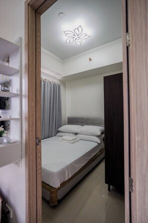 Fer et planche à repasser, Wi-Fi, draps fournis