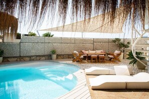 Comfort-Villa, Meerblick | Pool | Außenpool